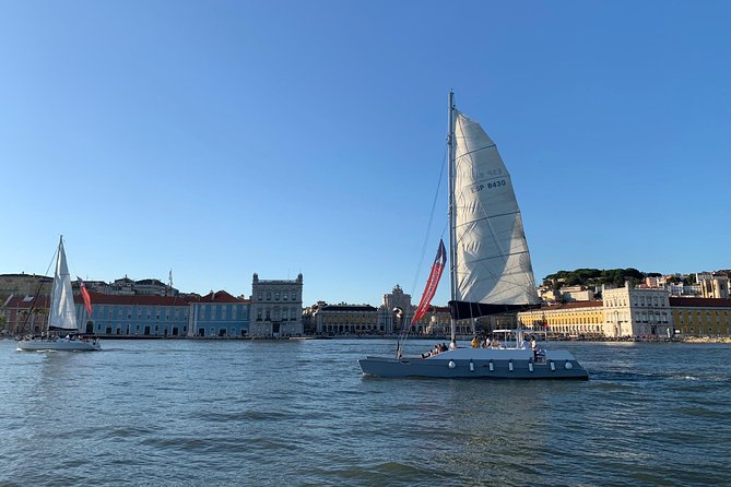 Lisbon Sunset Catamaran Cruise on the Tagus River - Each river stop, what to watch for (and why you’ll care)