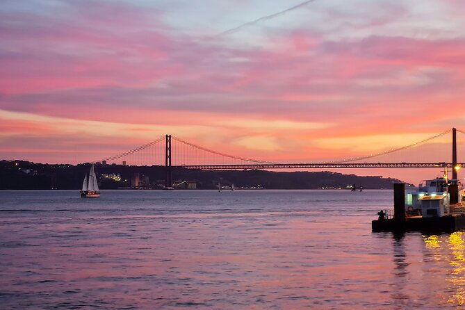 Lisbon Sunset cruise with Welcome Drink and Snack included - Praça do Comércio: why the first stop feels like opening night