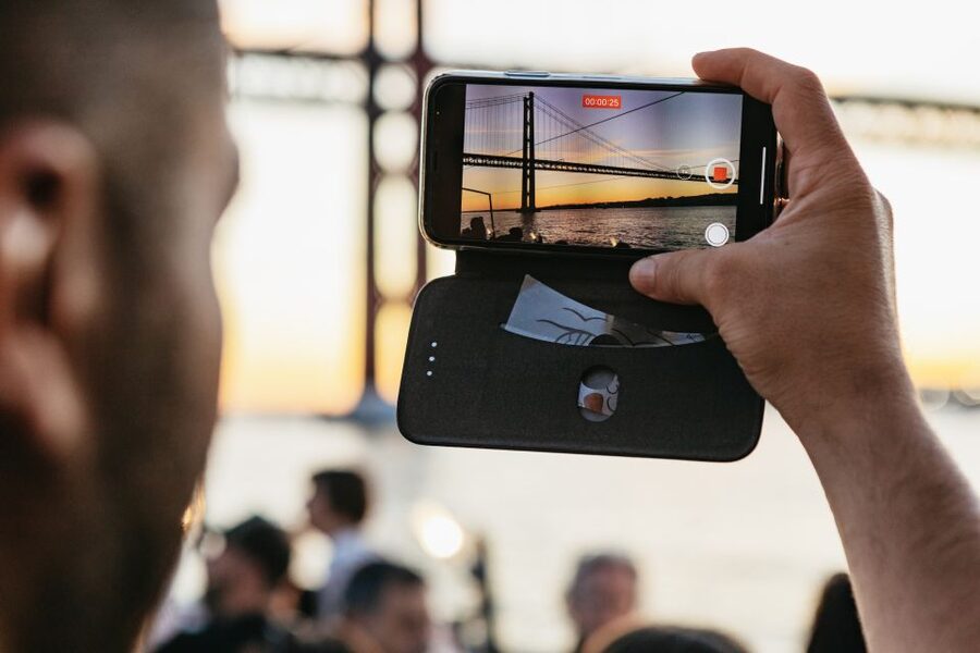 Lisbon: Sunset Cruise with Welcome Drink and Snacks - The photo-stop route: from Commerce Square to Belém Tower