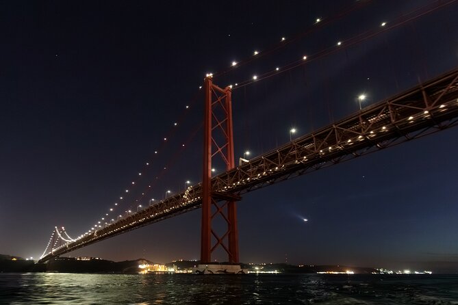 Lisbon – Sunset DJ & Porto Tonic Premium Boat Experience - Weather and Comfort: Why the Boat Helps