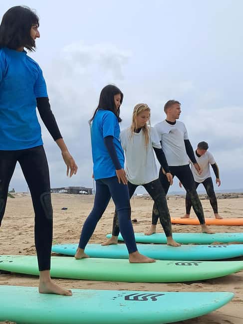 Lisbon Surf Guide - Surf class & Pick Up - What To Bring (So You Do Not Lose Time)