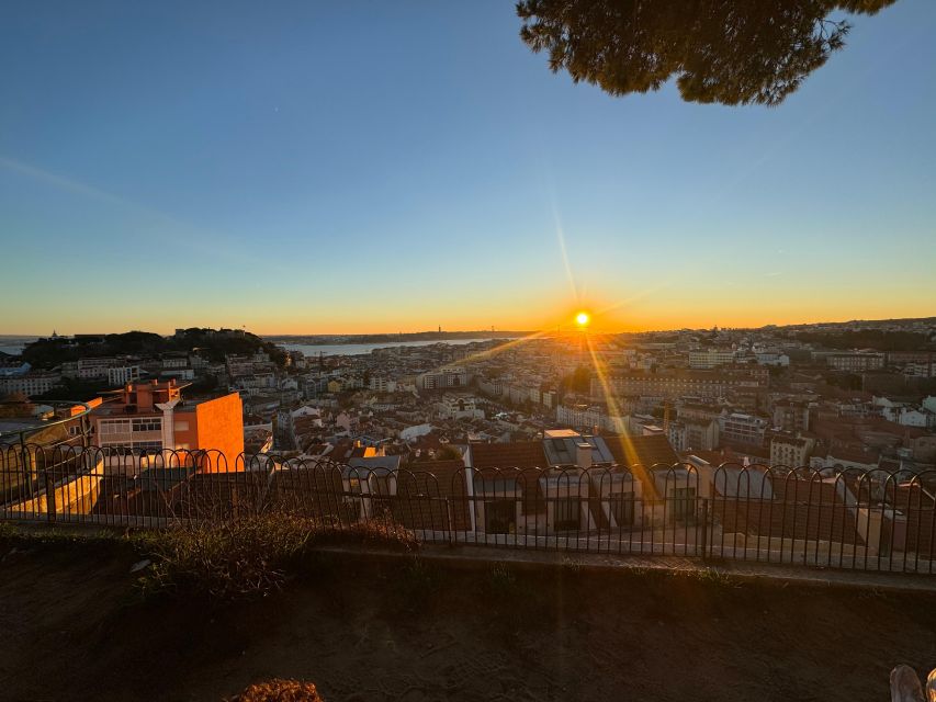 Lisbon: Tuk Tuk with hotel pick up and the best of old city - Monastery of São Vicente de Fora and the kind of stop that sticks