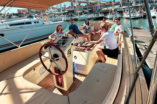 Lisbon – Vinho Verde Wine Premium Boat Experience - Price and value: why $24 for this setup makes sense