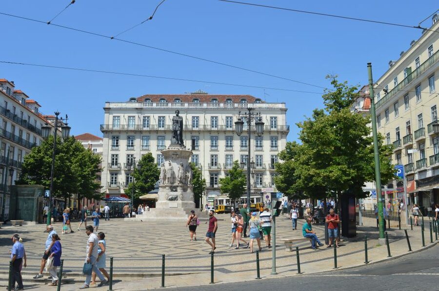 Lisbon: Walking Tour in the Center (Max 12 Participants) - Price and value: what you’re paying for in a 3.5-hour small group