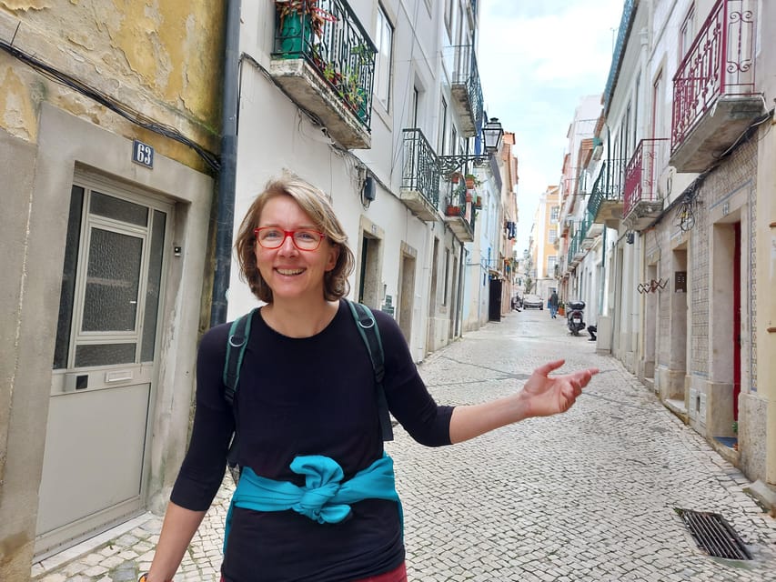 Lisbon: Walking Tour in the Center (Max 12 Participants) - Group dynamics and the pace: how to make the hills work for you