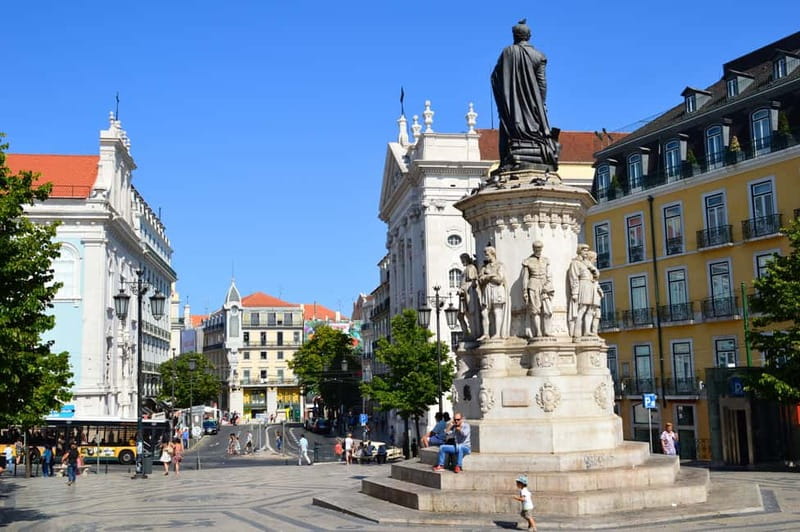 Lisbon with Tukxi: From East to West Private Tour by Tuk Tuk - The best payoff: Senhora do Monte and the hilltop perspective