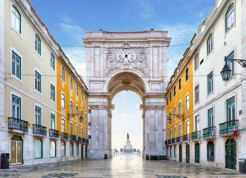 Lisbon with Tukxi: From East to West Private Tour by Tuk Tuk - Mouraria to Chiado, Lisbon’s middle and street scenes