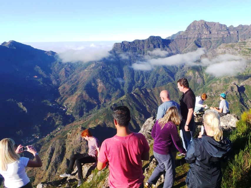 Madeira: Cabo Girao, Jeep Tour Adventure and Wine Tasting - Câmara de Lobos Finale: Fishing-Village Vibes in Your Last Hour