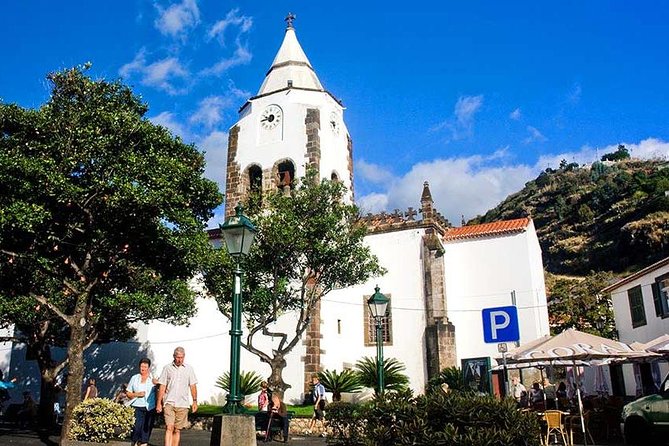 Madeira East Tour from Funchal - Santana: Thatched Triangles, Real Lunch Time, and Local Character