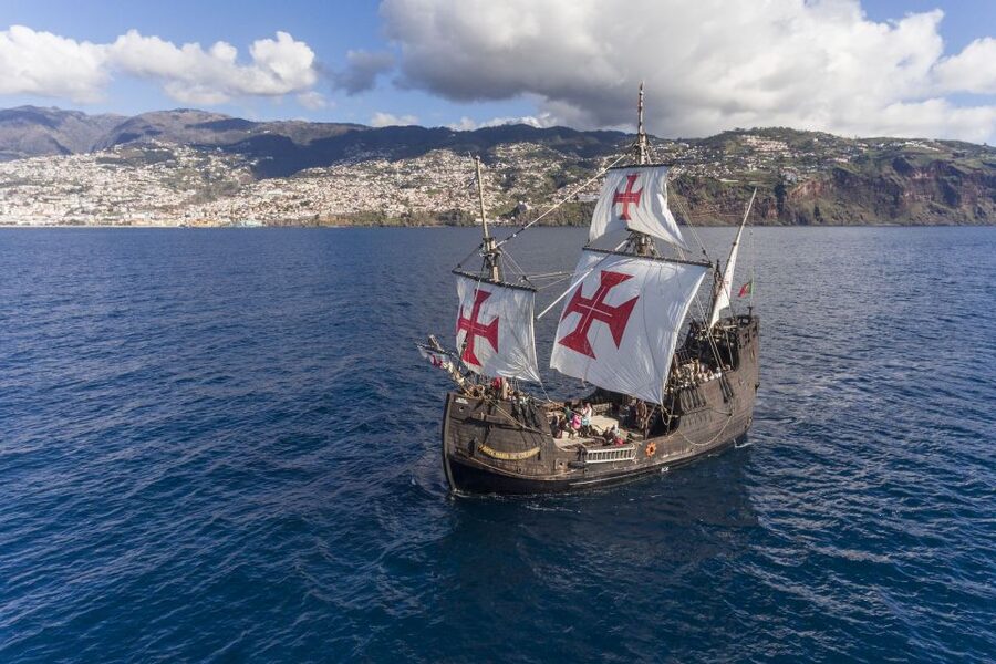 Madeira: Flag Ship Tour aboard Santa Maria de Colombo - Santa Maria de Colombo: a Columbus-era feel right from the marina