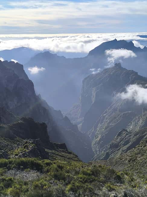 Madeira: Half-Day Pico Areeiro Jeep Tour - Portela viewpoint, the north coast in one dramatic frame