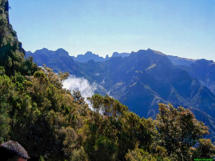 Madeira: Pico Arieiro to Pico Ruivo Hike - Coffee and the traditional bar stop: small comforts after hard walking