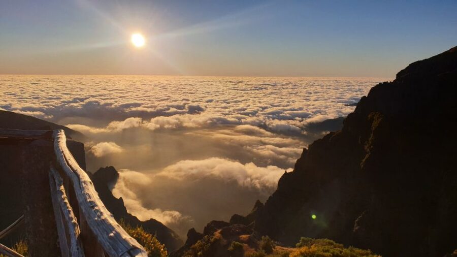 Madeira: Pico do Areeiro Sunrise Tour - Sunrise at Pico do Areeiro, why it feels different