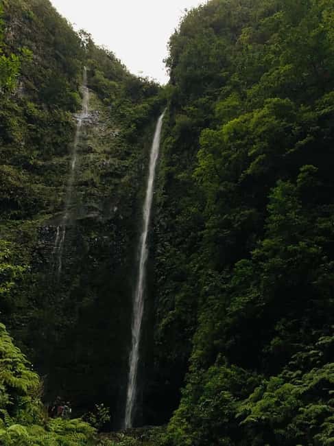 Madeira: PR 9 - Levada do Caldeirão Verde Hike Transfer - The tunnel-heavy part of PR9, and why your head torch matters