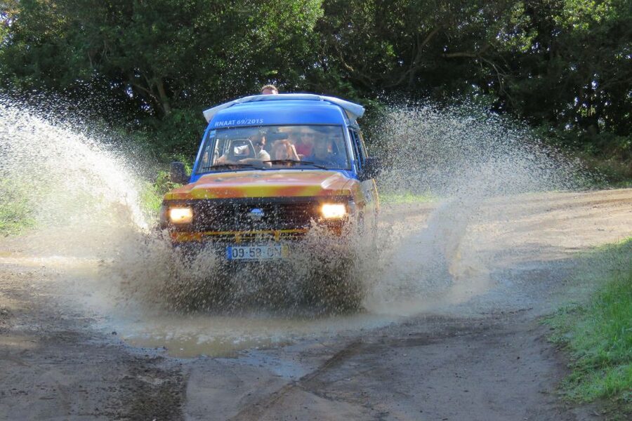 Madeira : Santana & Peaks full day tour by Open 4x4 - Porto da Cruz Coast Stops, Then A Sugar Cane Factory Moment