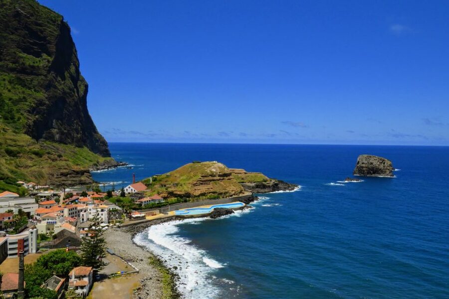 Madeira : Santana & Peaks full day tour by Open 4x4 - Guides Make This Tour Feel Like A Shared Day, Not A Script