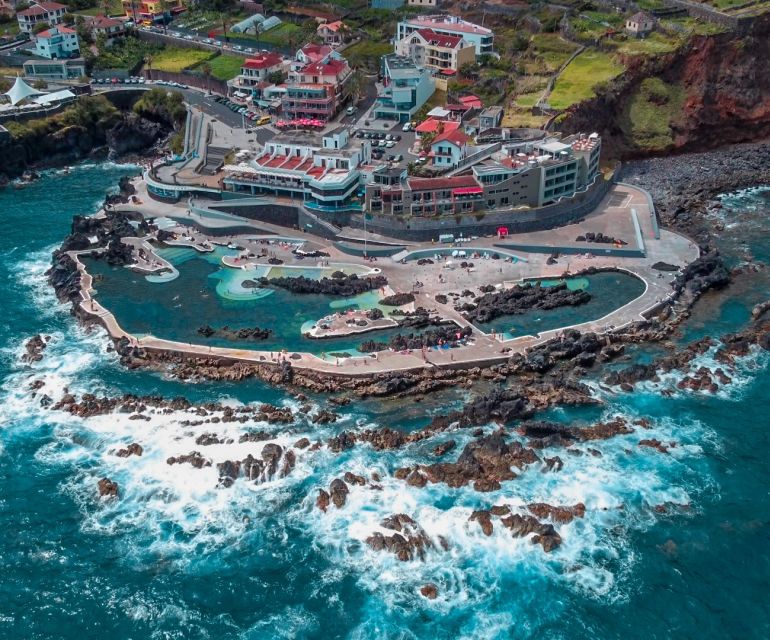 Madeira: Skywalk, Porto Moniz, Seixal, and Fanal 4WD Tour - Fanal Forest and the Laurissilva Forest: 4WD into misty quiet