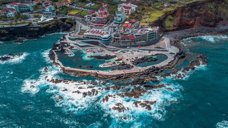 Madeira: Skywalk, Porto Moniz, Seixal, and Fanal 4WD Tour - Seixal black sand and Poças das Lesmas: volcanic Madeira up close