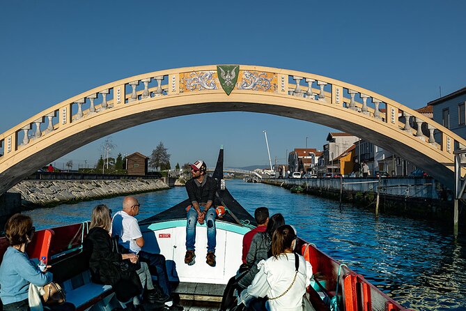 Moliceiro Boat Tour on the Ria de Aveiro - How to get the most out of the ride