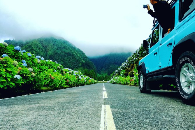 Off the Beaten Track Half Day Sete Cidades Jeep Tour - Your ride experience: Land Rover Defenders, bumpy tracks, and seat choice