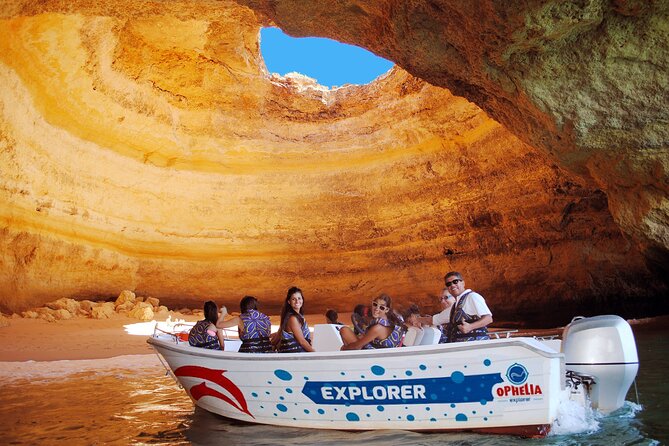 Ophelia Catamaran Cruises + Beach BBQ - Weather and timing: what can change on the Algarve coast