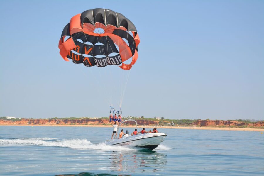 Parasailing Vilamoura - Parasailing Vilamoura from Vilamoura Marina: What You Do Before You Fly