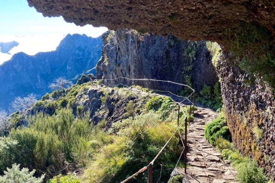 Pico Do Arieiro Pico Ruivo Sunrise or Morning Hike Transfers - Achada do Teixeira: The End Point Where You Stop Thinking and Start Breathing