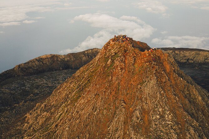 Pico Mountain: Climb the Highest Point of Portugal 2351m - Why Pico Mountain Feels So Iconic