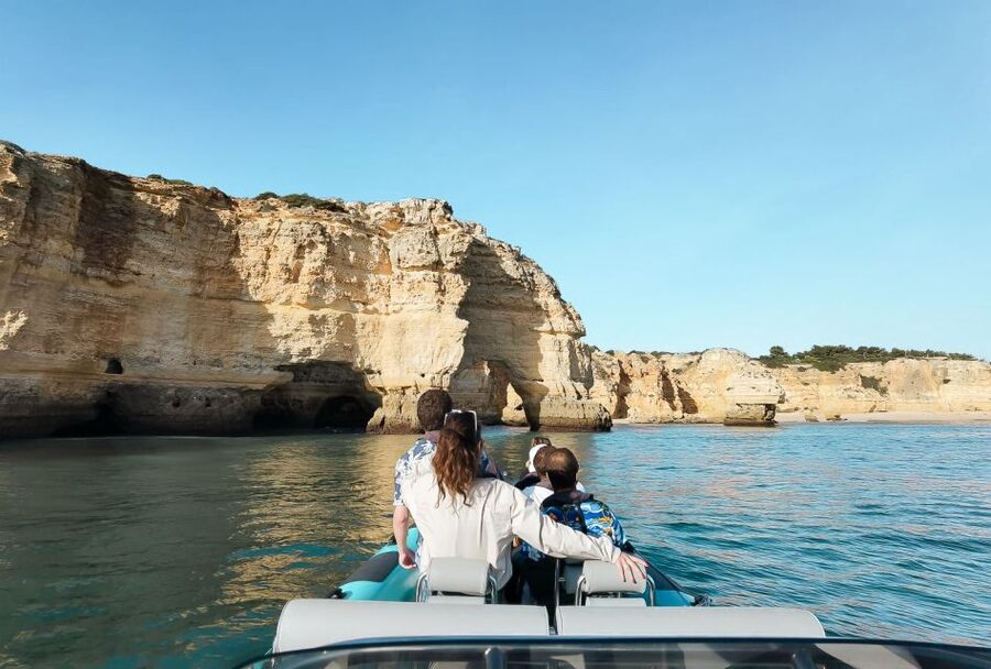 Portimão: Benagil Cave and Praia de Marinha Boat Tour - Languages and guide style: you get the same story, in your language