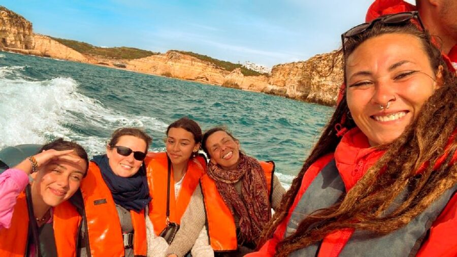 Portimão: Carvalho & Marinha Beach, Benagil Cave Boat Tour - Getting to Acesso Porto Comercial de Portimão, and not getting lost