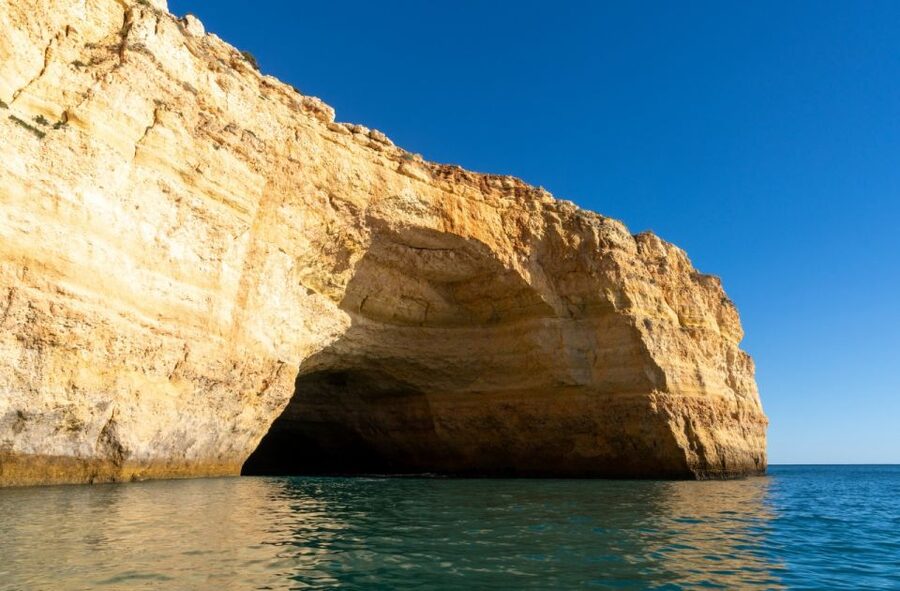 Portimão: Carvalho & Marinha Beach, Benagil Cave Boat Tour - Praia da Marinha, why people call it a worldwide-beauty beach