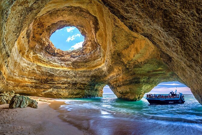 Portimão:Embark on Nature•Benagil and Dolphins•Biologist on board - Key highlights you should know before you go