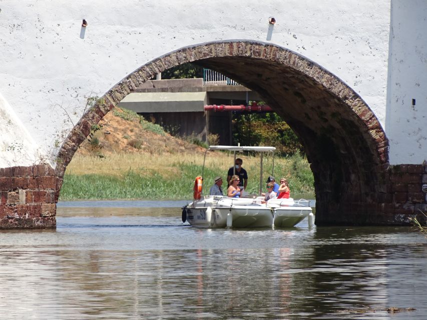 Portimão: Silves & Arade River History Tour on a Solar Boat - Silves Arrival: How to Use Your 1.5 Hours Like a Pro