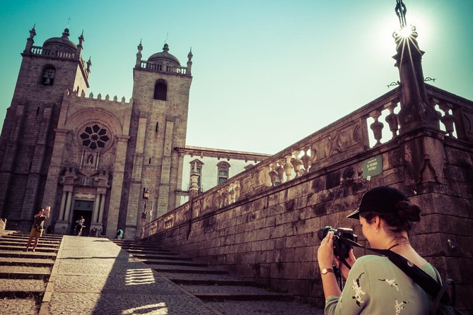 Porto 1/2 Day Walking Photo Tour & Portraits - The Oldest Historic Area Pause: Colorful Streets and Secrets