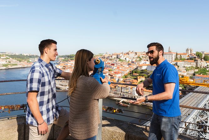 Porto: 3-Hour Old Town & Riverside Bike Tour - Guided Experience - Guide impact: Sophia, Igor, Carla, and the safety-first style