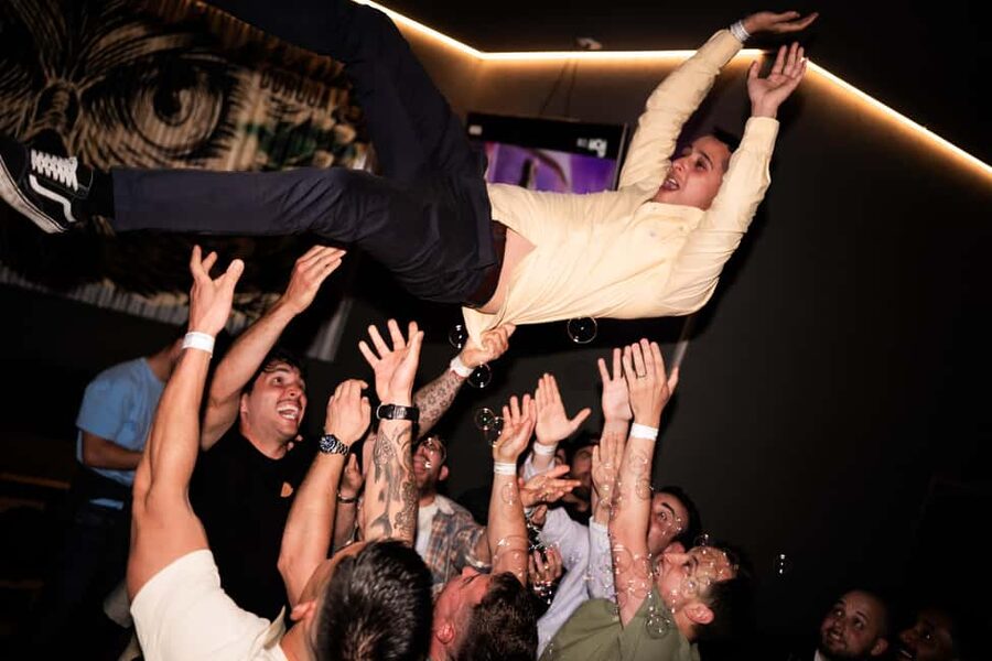 Porto: 4 Bar Pub Crawl, 7 Drinks, & Skip-the-Line Club Entry - Key takeaways before you go