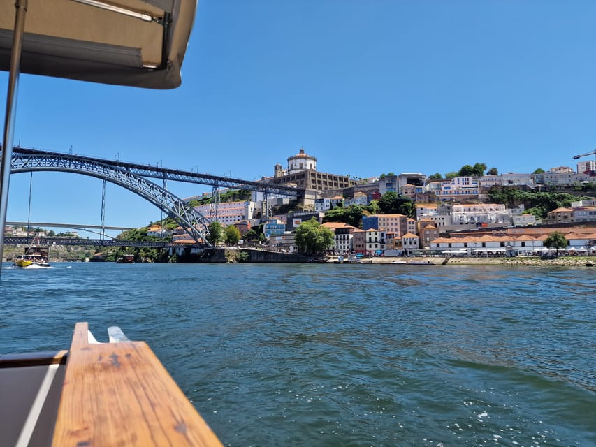 Porto: 6 Bridges Cruise & Port Wine with Sunset Option - The boat setup that helps you get the best views