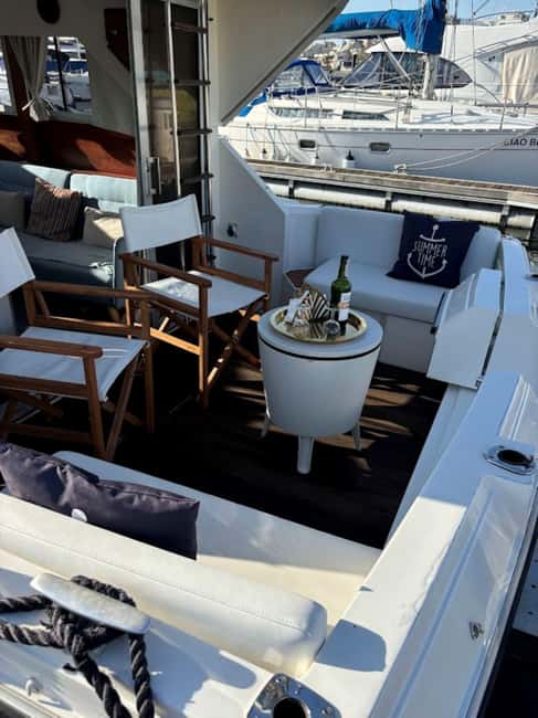 Porto: 6 Bridges Cruise, Welcome Drink & Sunset Option - Porto and Gaia Views: Architecture, Churches, Wine Cellars, and Rabelos Boats