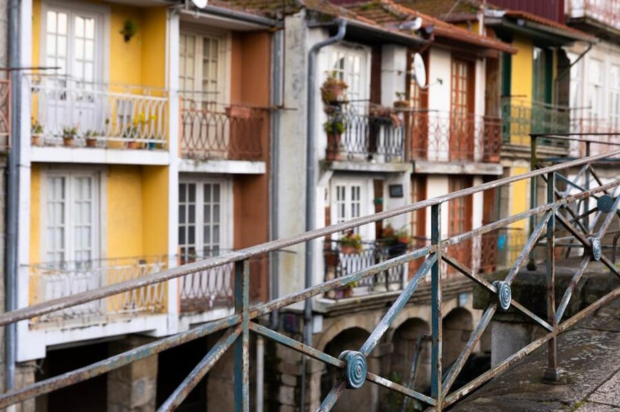 Porto: An Intimate Fado Show in a Historical Tavern - No Microphones, Just Meters Away Voices