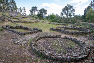 Porto Buggy Adventure: Guided Tour to Ruins and Typical Village