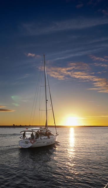 Porto: Charming Sailboat Cruise with Port Wine,Sunset Option - Port Wine on Board: Toasts, Port Tonic, and How to Make It Last