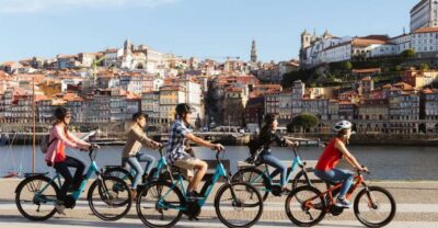 City Highlights 3-Hour Guided Electric Bike Tour