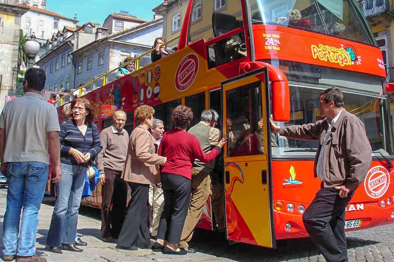 Porto: City Sightseeing Hop-On Hop-Off Bus Tour - Blue Line: best for viewpoints, shopping, and the river side