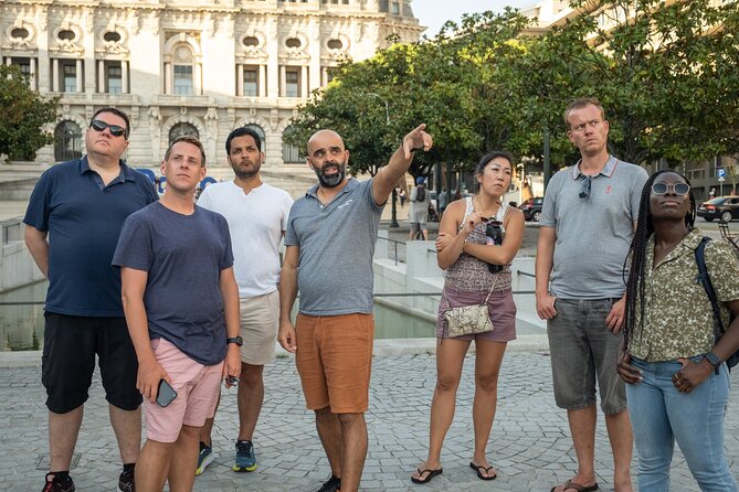 Porto Craft Beer Tour: 7 Beers + 3 Food Pairings in a Small Group - Stop 4: Catraio Craft Beer Shop, the Portuguese flight finish