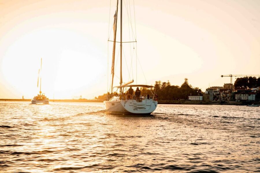 Porto: Daytime or Sunset Douro River Cruise With Port Wine - Why a 2-Hour Douro Cruise Works So Well in Porto