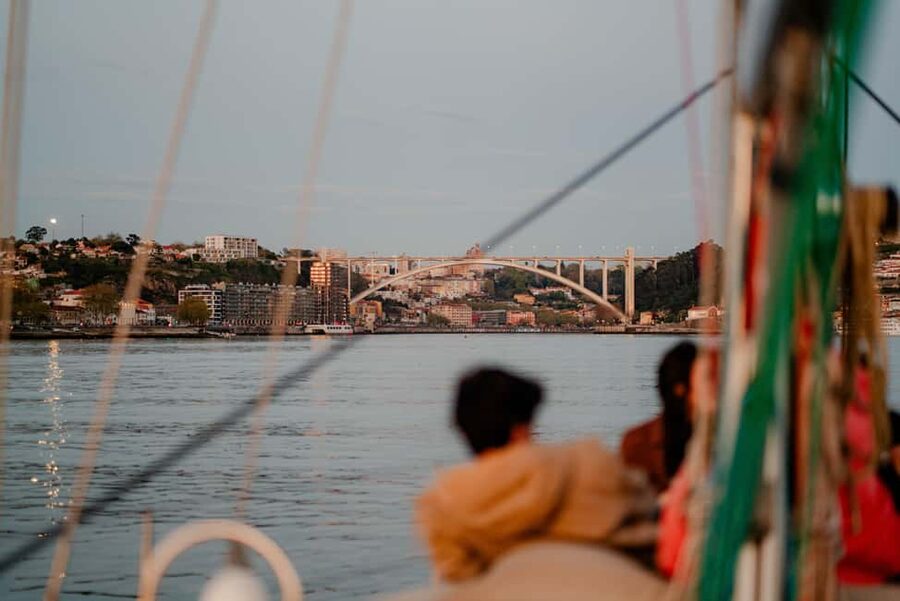 Porto: Douro River Boat Tour with Wine Tasting - First Impression: A Sunset-First Cruise That Feels Like a Friendly Hang