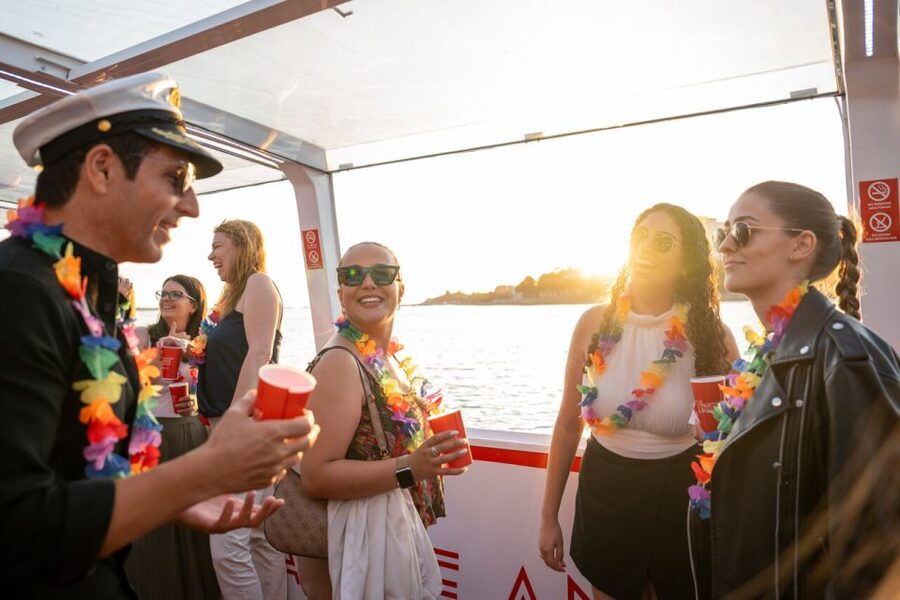 Porto: Douro River Party Boat with Sunset Option & 6 Bridges - Two Hours on the Douro, with DJ Energy and Real Views of Porto
