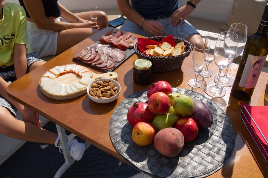 Porto: Douro Valley & Amarante Wine, Food & River Tour - Why this Porto to Douro Valley and Amarante day works