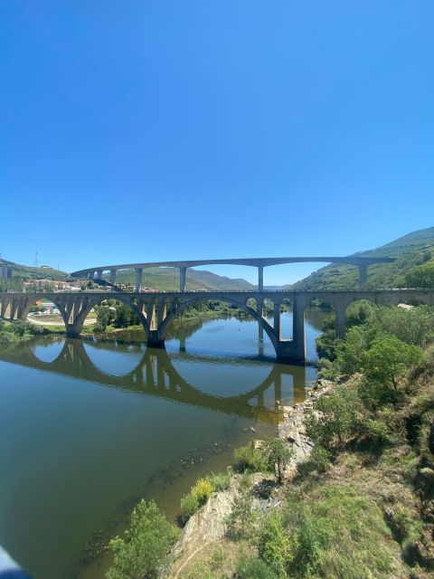 Porto: Douro Valley Tour with 2 Wineries, Lunch and Cruise - Practical tips that make the day smoother