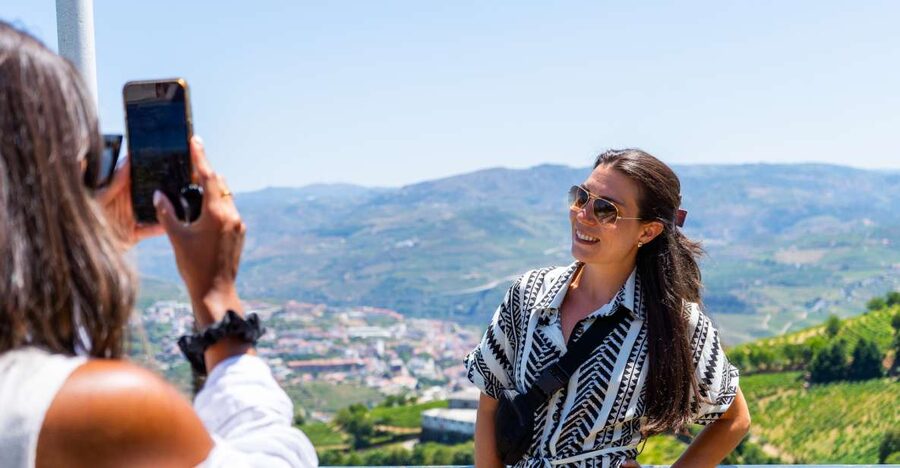 Porto: Douro Valley Tour with Lunch, Boat Cruise & Tastings - Key things that make this Douro Valley tour worth your time